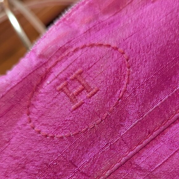 Hermes Hot Pink 100% Silk Bolide Pouch/ Bag - Picture 2 of 16